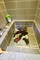 Laundry in the spa, Mingao Hot Spring Resort: by graynomadsusa, Views[314]