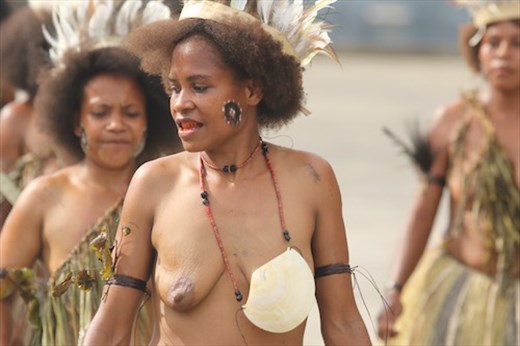 Welcome to PNG, Alotau