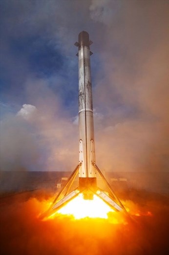 Falcon-9 booster touching down on 