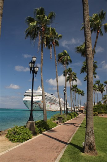 Cruise parking, Port Oranjestad, Aruba
