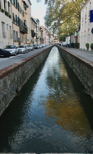 Aqueduct along Via Elisa