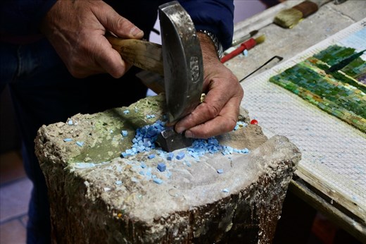 Steady hands, tiny tessara