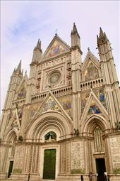 Duomo of Orvieto with Mosaics and Bronzes: by graynomadsusa, Views[256]