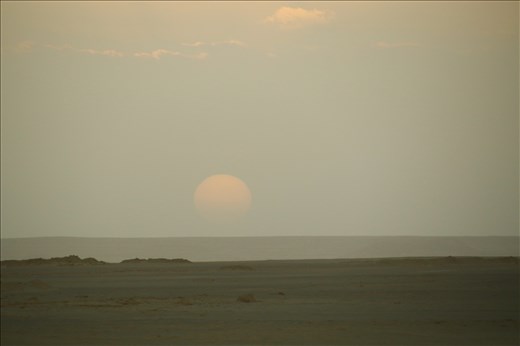 Hazy sunset, Road to Siwa
