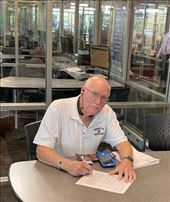 Paul signs at the X, Arizona Jeep dealer: by graynomadsusa, Views[348]