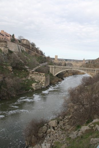 Along the Tagus on New Year's Day