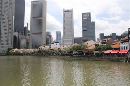 Shophouses cum restaurants along the Riverwalk