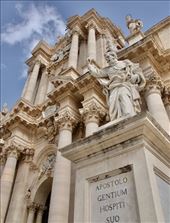 Duomo of Siracusa, Old Town Ortigia: by graynomadsusa, Views[289]