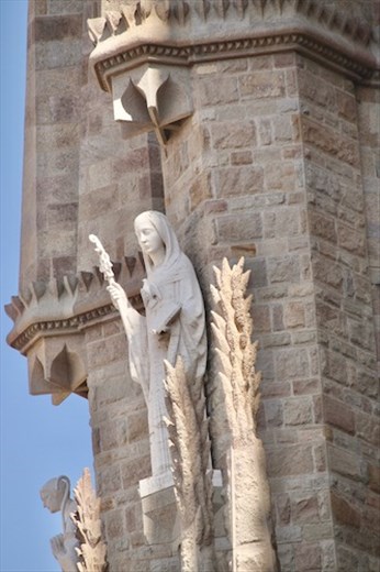 Traditional statue, Sagrada Familia