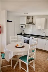 AirBnB, Can Picafort: by graynomadsusa, Views[227]