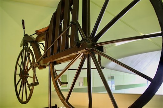 Look, Ma, no hands!—or chain or gears; world's first bike