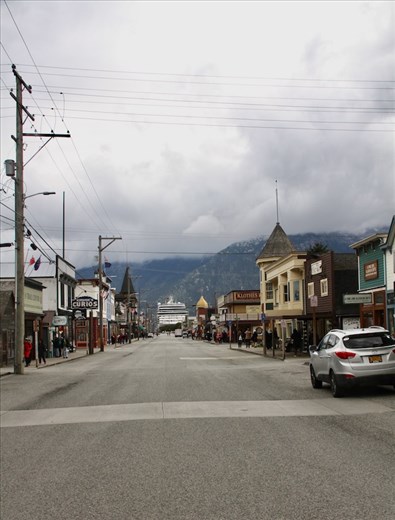 That's Nieuw Amsterdam at the end of the road in Skagway