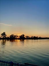 Sunrise on the Murray: by graynomadsusa, Views[571]