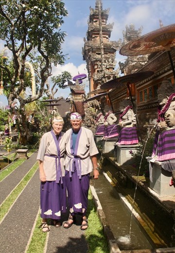 Dressed for Success, Taman Saraswati