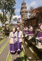 Dressed for Success, Taman Saraswati: by graynomadsusa, Views[927]