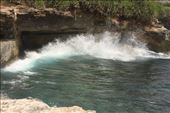 Waves crashing into Nusa Lembongan's Blowhole: by graynomadsusa, Views[243]