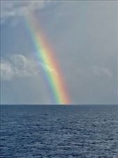 Pacific showers bring rainbows: by graynomadsusa, Views[341]