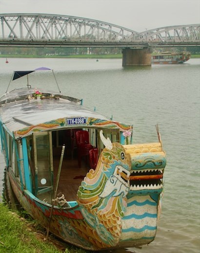 Dragon Boat for rent 