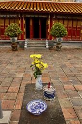 Traditional offering, Hué Imperial City: by graynomadsusa, Views[136]