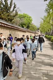 School trip to Gyeongbobgung Palace: by graynomadsusa, Views[155]