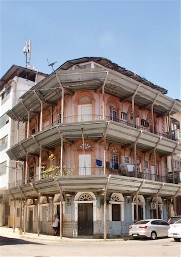 Nearer to the Old Quarter