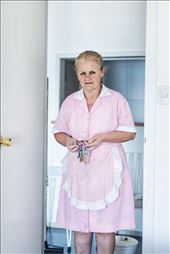 Alba, she has to check and close the flats after the clean is made.: by guazzu, Views[381]