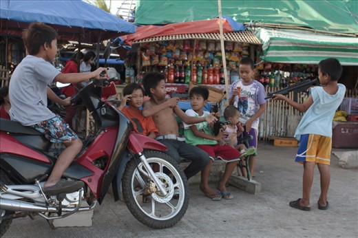 Joel and Mario Reyes, former Palawan governor and Coron mayor respectively, have gone into hiding following the killing of a media man in 2011. Despite this, however, guides claim Coron is a still peaceful town where travellers are perfectly safe. In fact, there are very few major crimes reported here. Even the dreaded local terrorist group, the Abu Sayyaf, have failed to reach the shores of Coron. The people are very protective of the place; they consider themselves stalwarts of the environment.