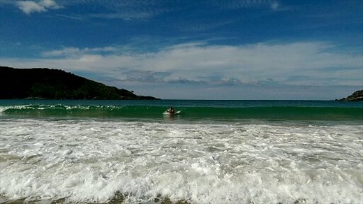Perfect playing beach :) - Matai beach