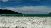 Perfect playing beach :) - Matai beach: by guild_family_of_3, Views[281]