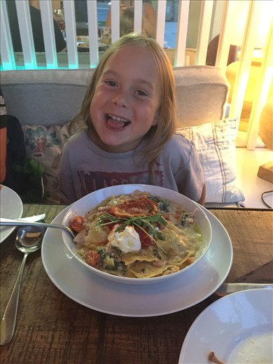 Best restaurant EVER!! Pizzasana in Madrid was delectibly gluten free :)