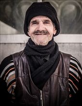 A warm smile from the keeper of one of the mosque in Istanbul: by guitarman74uk, Views[621]