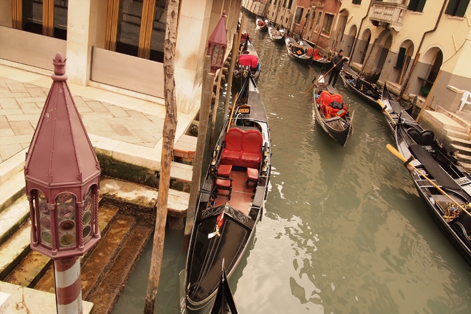 1) VENICE, ancient and beautiful and beyond compare!

notes: all in camera--no crops or photoshop to any pix