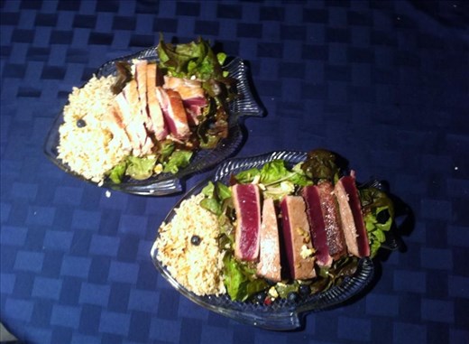 easy ahi tuna salad with blueberries, stilton, walnuts