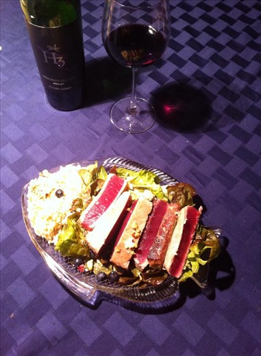 ahi tuna salad: pair with Columbia Crest Horse Heaven Hills merlot