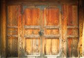 old locked door in Gwanghwamun palace - Seoul: by had_ear, Views[475]