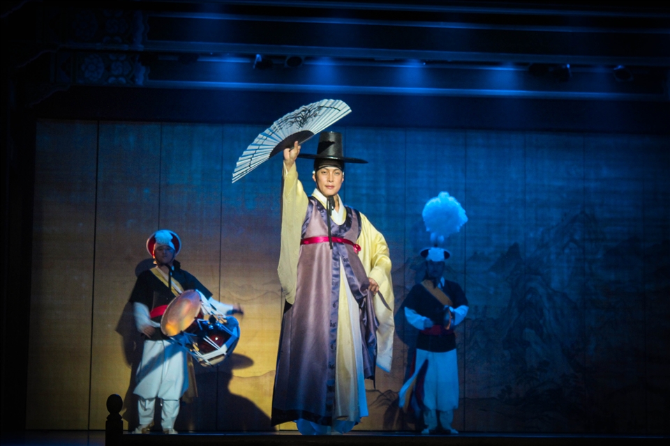 Live performance - Korea House 