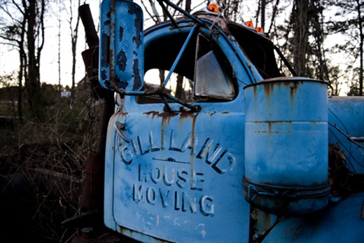 Old Bluey - Gilliland House Moving