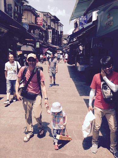 Walking the tourist street of Yangshuo. We fell for an original ink painting of the river landscape.