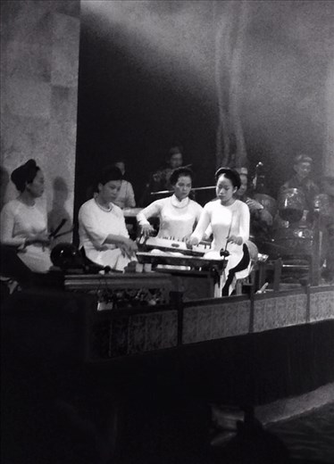 Musicians that accompanied the water puppet show on traditional instruments including lute, bamboo flute, zither, fiddle and rice drum.