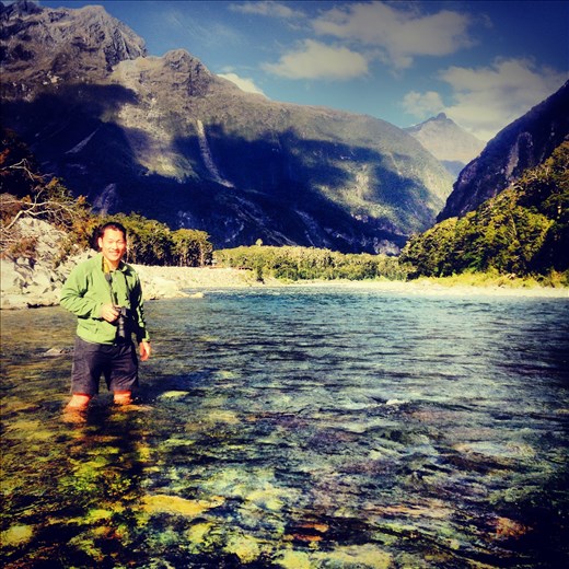 Kota, the professional stone thrower