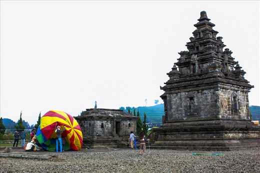 Dieng Temple is one of the Hindhu relics. The Temple has become a favorite touri