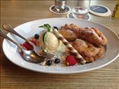 Beer-battered apples, Munich: by hayleythenomad, Views[418]