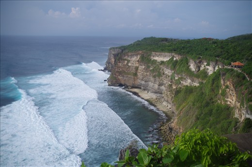 Uluwatu Temple is situated on the cliffs of Bali. 