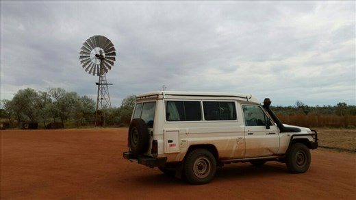 Derby is a let down after Broome and Cape Leveque. Nothing special here, except we can fill up our water tank. We decided to camp outside of Derby.