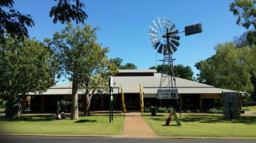 Das Visitors Centre in Kununurra. Dort gab es erstklassige Bedienung.