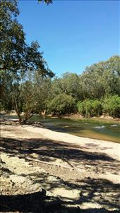 Lunch hatten wir dann an diesem schoenen Ort. Wir sind den ganzen Nachmittag geblieben. Wegen der Krokodilgefahr sind wir leider nicht geschwommen, obwohl es warm war.: by heffmann, Views[226]
