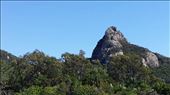 Ich musste an ejnen Zuckerhut denken, als ich diesen Berg sah. Cape Hillsborough NP : by heffmann, Views[124]