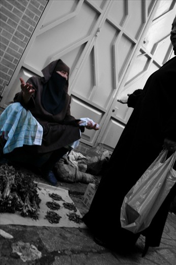 Two women aruguing (over prices I guess) on the streets of Tangier.