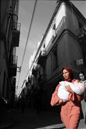 A woman and her well wrapped baby. : by heidinomads, Views[307]