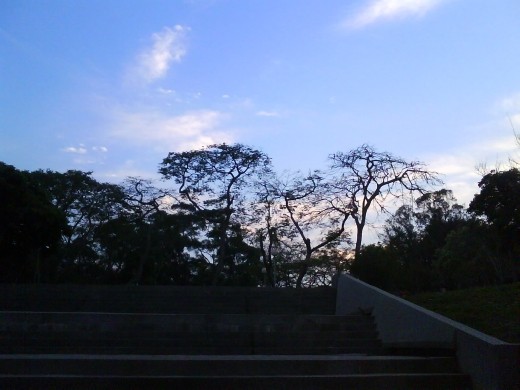 When sun was sinking, it was the end of the day, the end of time with my dear friends. Blowing winds made me know that tomorrow will begin after this night with memory today.